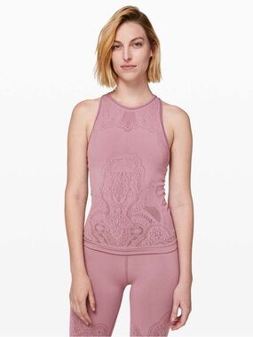 Lululemon Reveal Tank *Zen Expression
Vintage Mauve